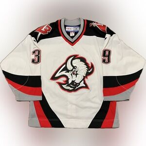 Buffalo Sabres Dominik Hasek CCM Center Ice NHL Hockey Jersey Size 46
